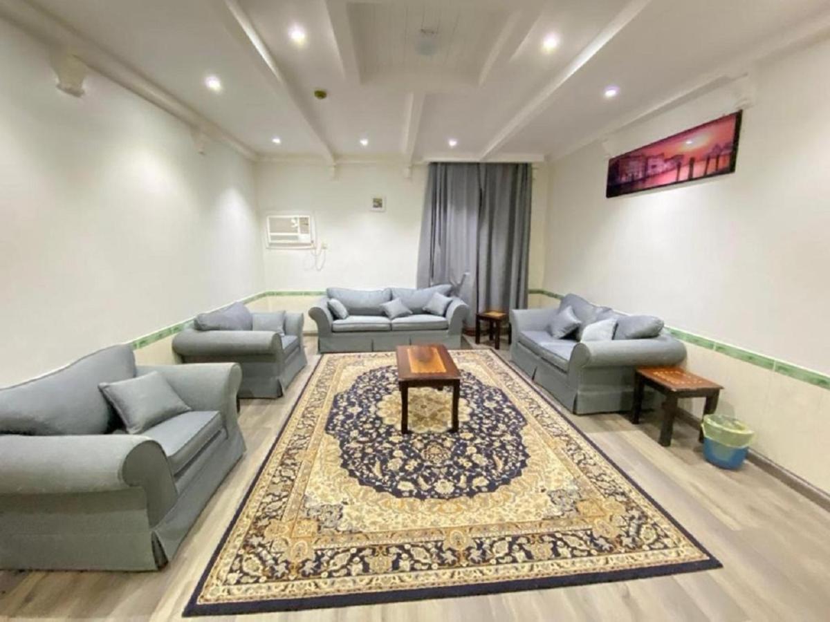 النايفات للوحدات السكنية المفروشة Джедда Экстерьер фото
